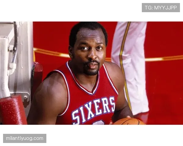 摩西·马龙低位强攻主导内线，篮板嗅觉改变比赛节奏