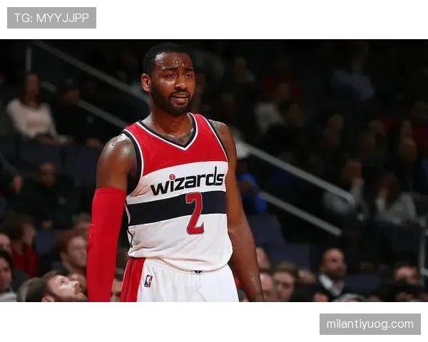 约翰·沃尔突破制造空位助威少抢断提升球队进攻节奏